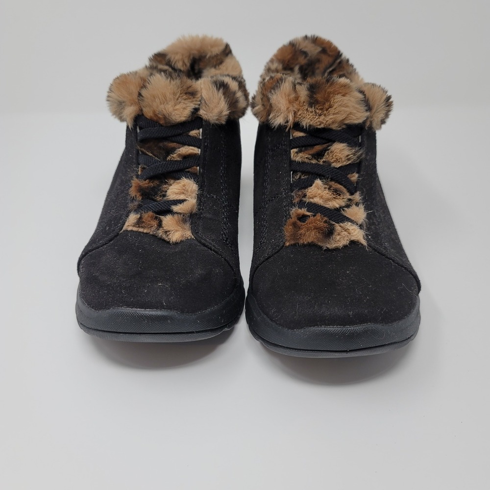 Bzees Golly Black Leopard Faux Fur SlipOn Ankle Boot Bootie 8W Machine Washable - Picture 2 of 12